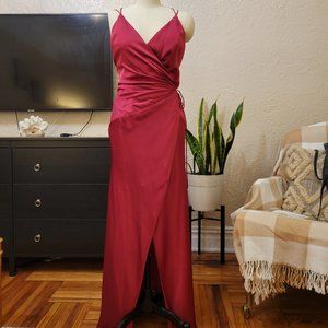 FAME AND PARTNERS burgundy maxi evening gown,dress size 4